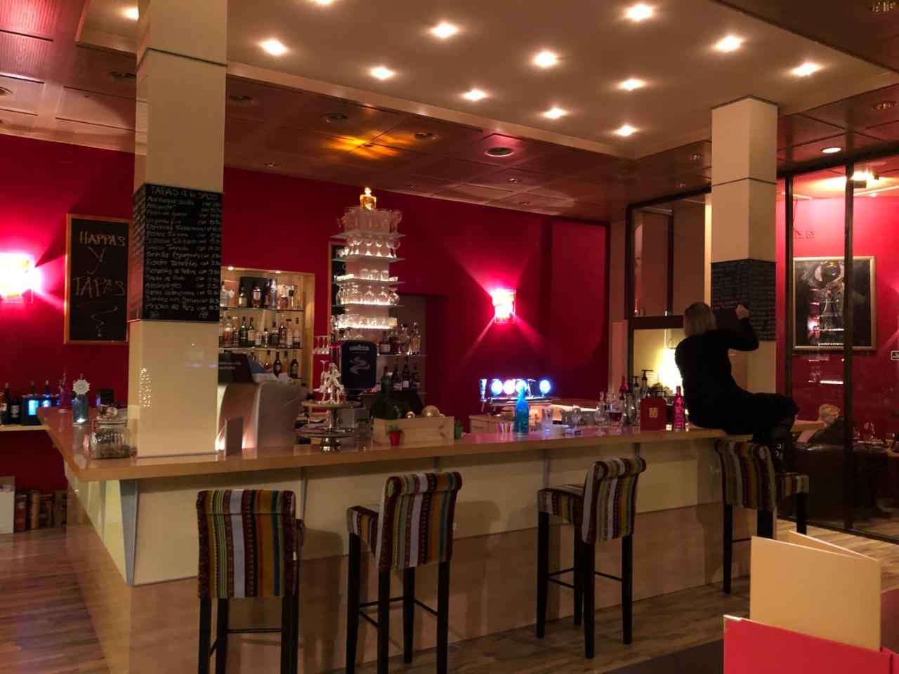 Sass Aparthotel Schonenwerd Bagian luar foto